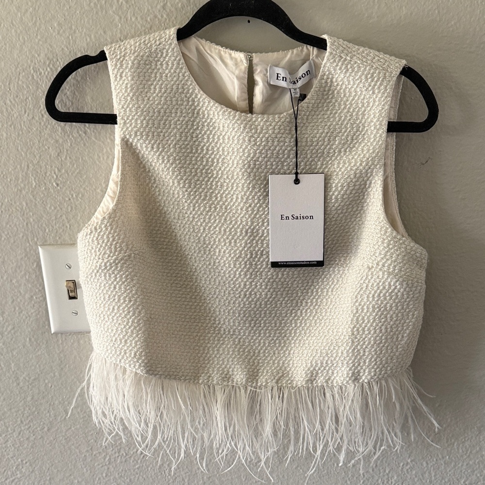 En Saison Ivory Feather-Trim Cropped Shell